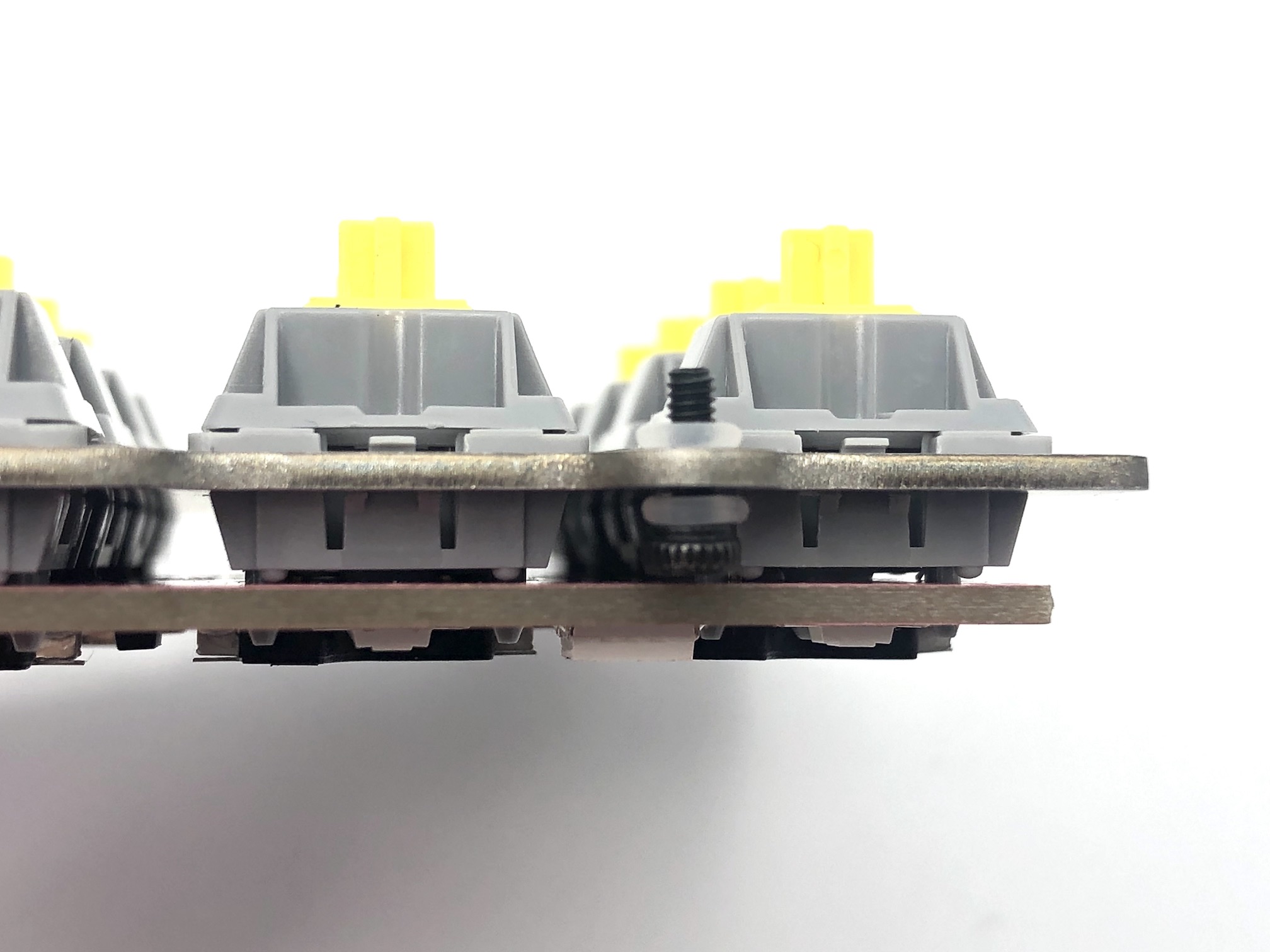 O-ring screw through switch plate mounting hole