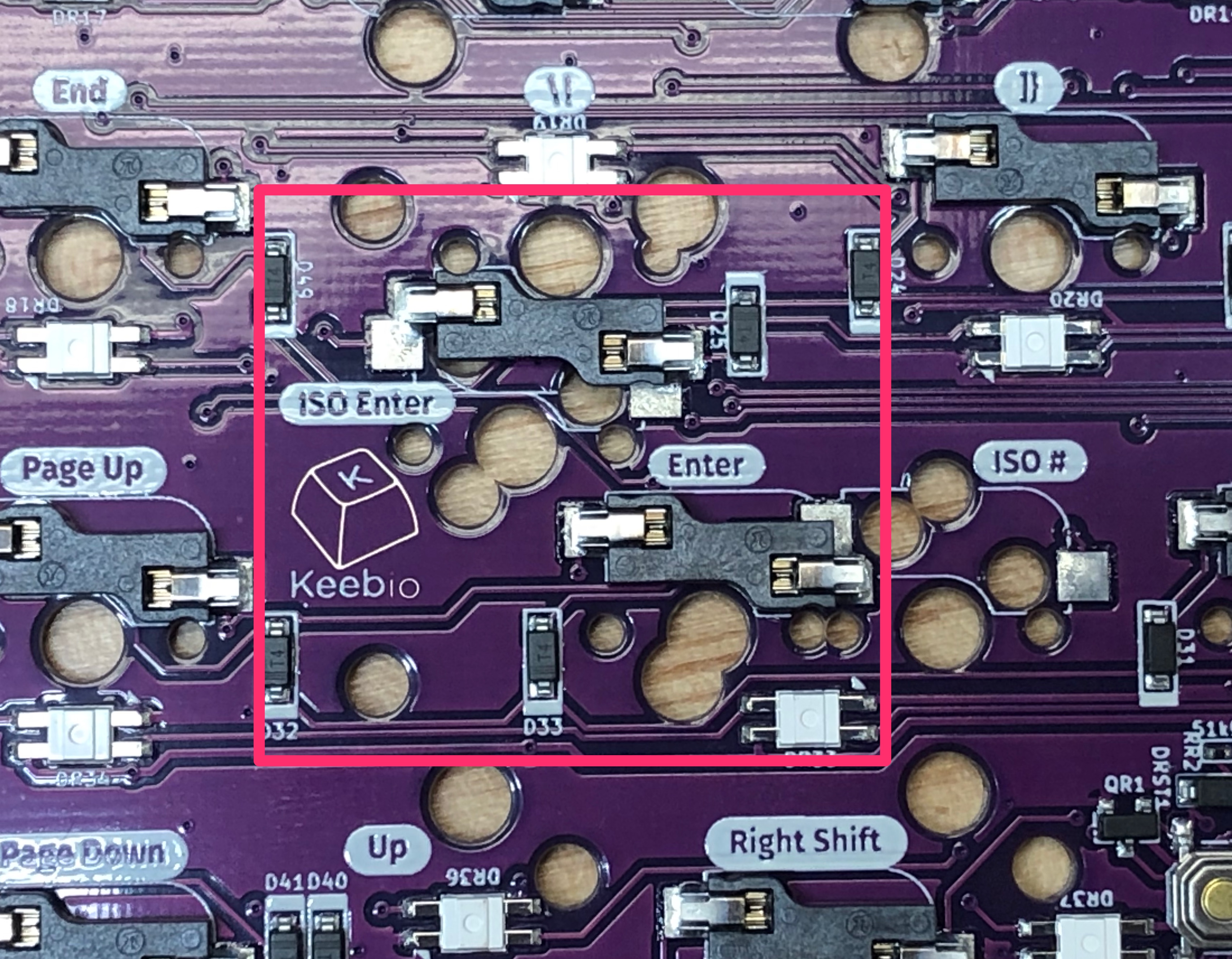 Two hotswap sockets highlighted for ISO Enter relocation