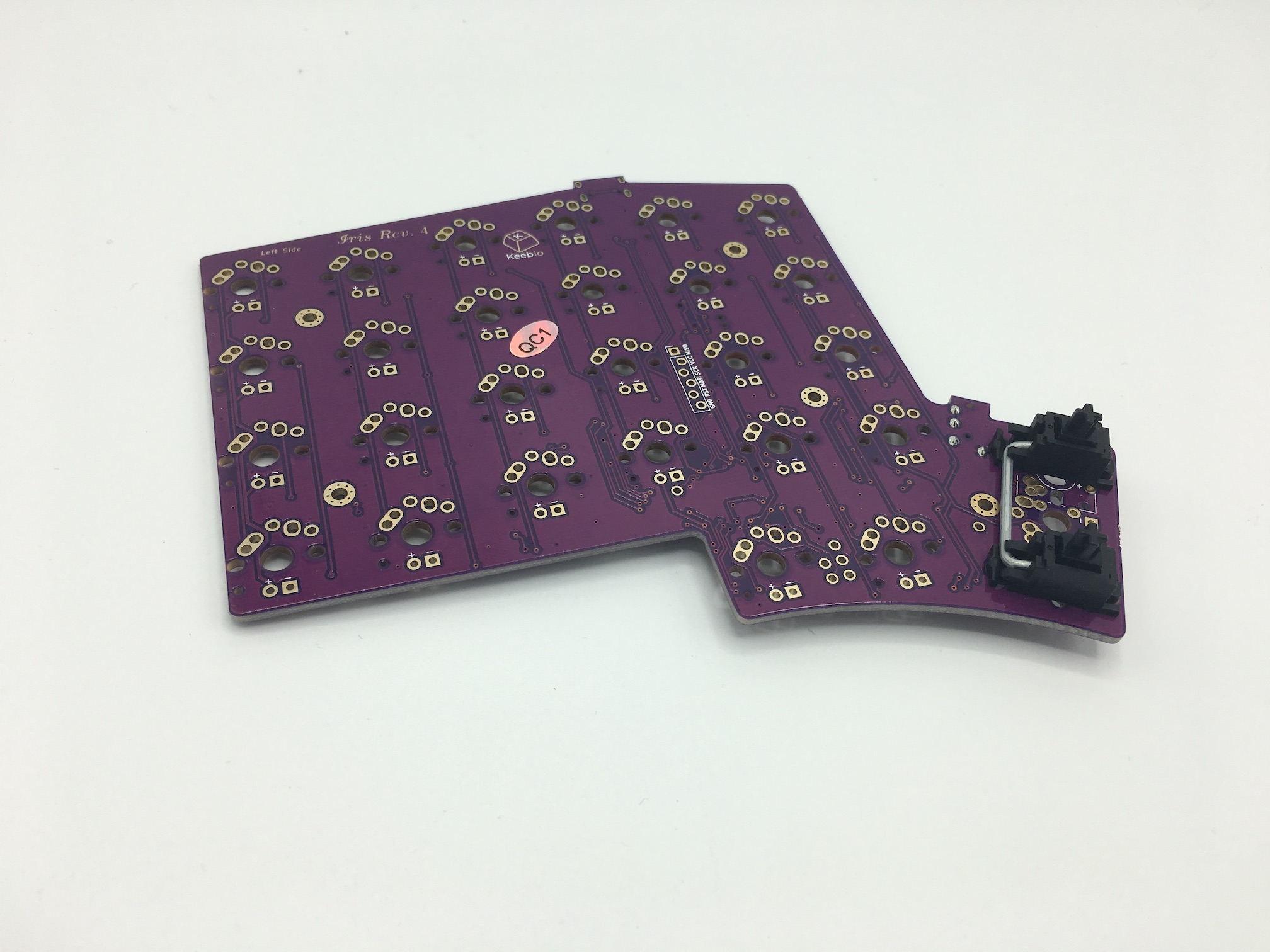 PCB with stabilizer installed on thumb section