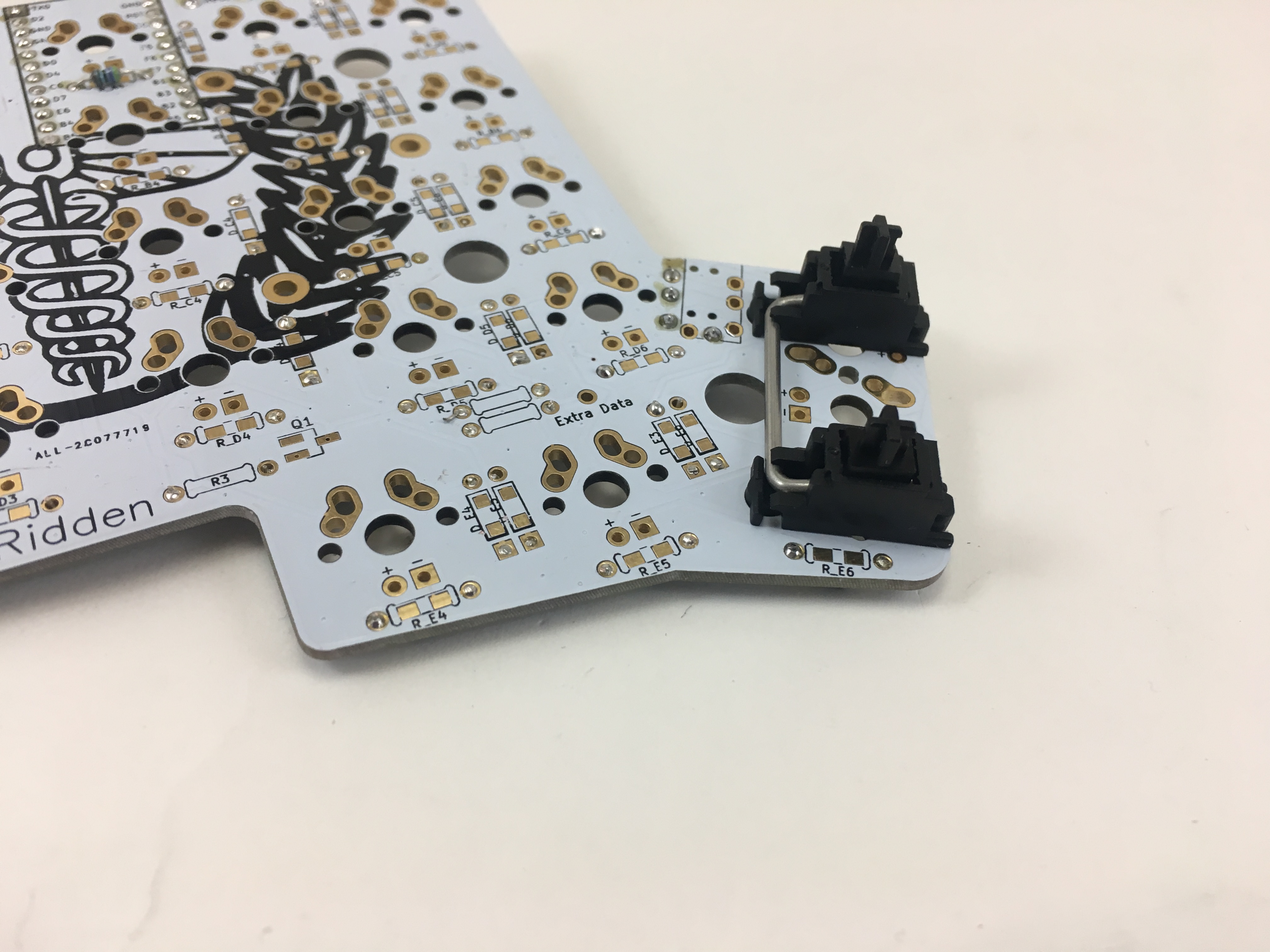 2u Stabilizers Installed on PCB